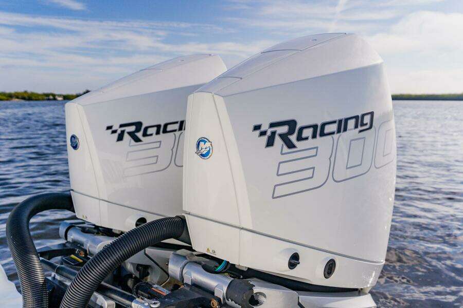 2024 Costa Custom 34 SV