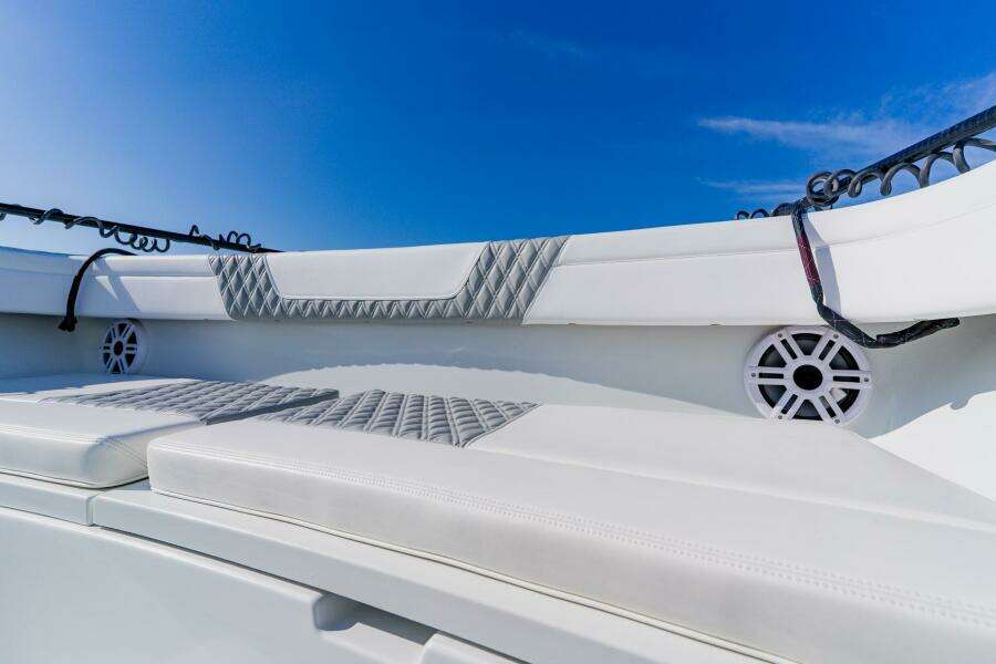 2024 Costa Custom 34 SV