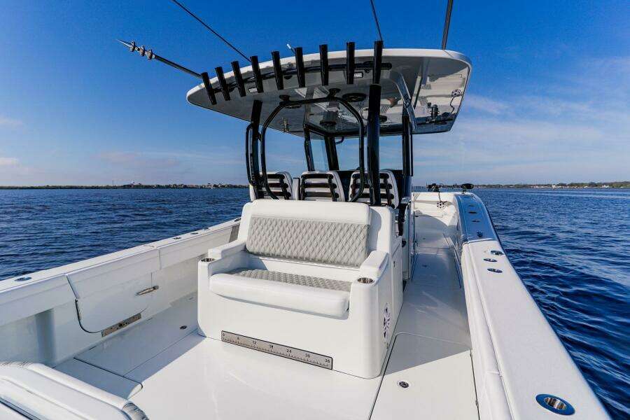 2024 Costa Custom 34 SV