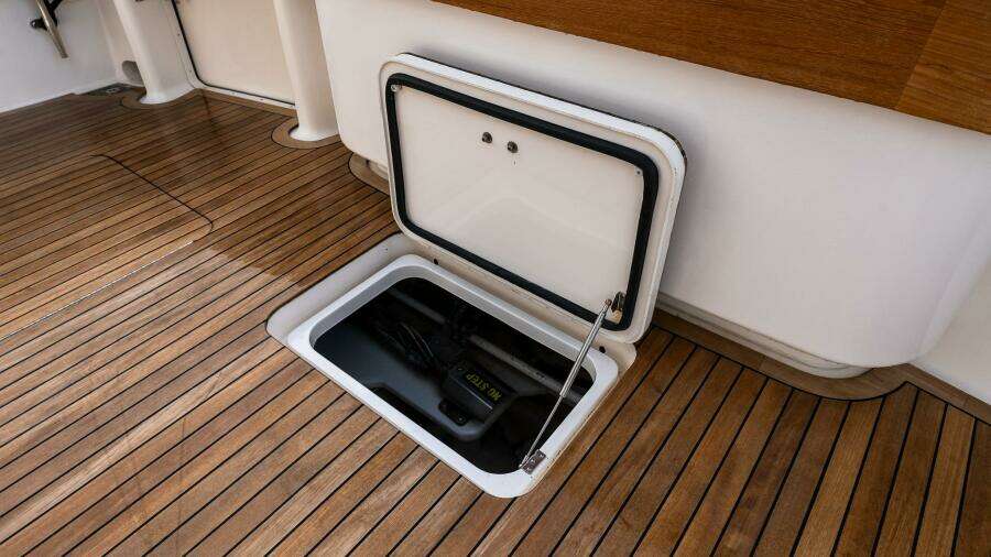 2007 Viking 64 Convertible