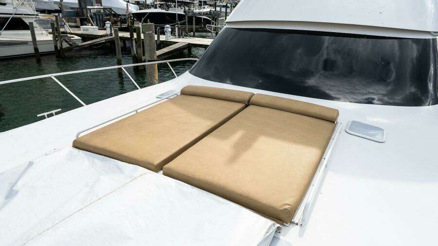 2007 Viking 64 Convertible