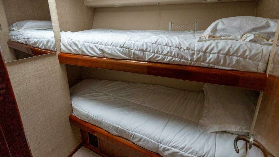 2007 Viking 64 Convertible