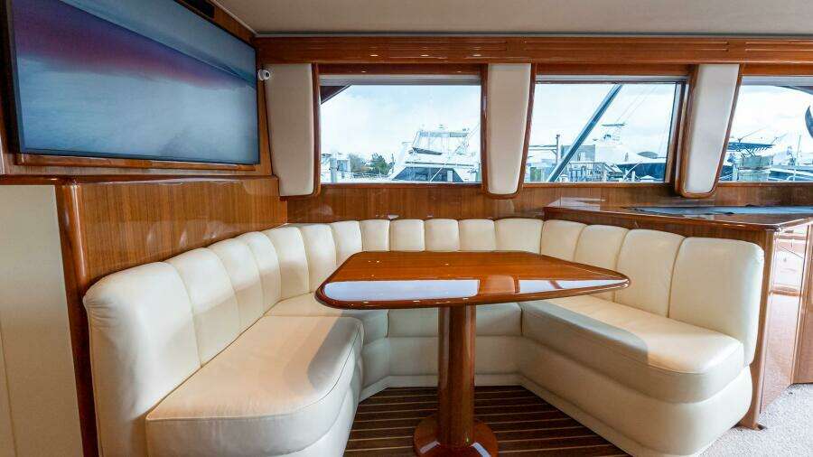 2007 Viking 64 Convertible