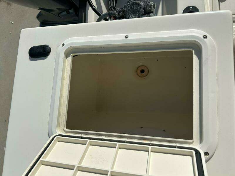 2001 Key West 1900 Sportsman