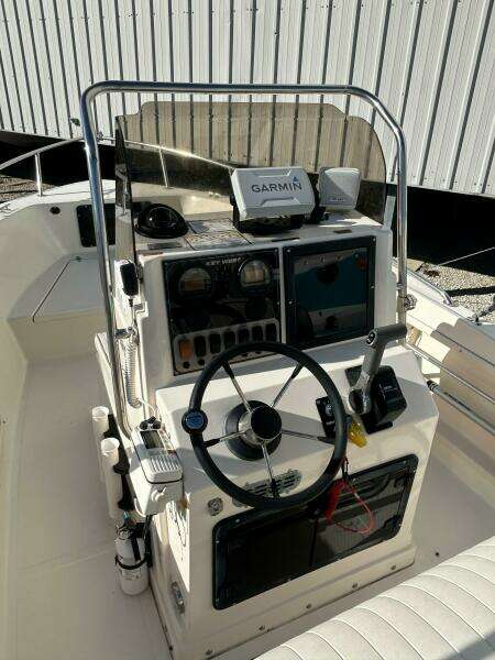 2001 Key West 1900 Sportsman