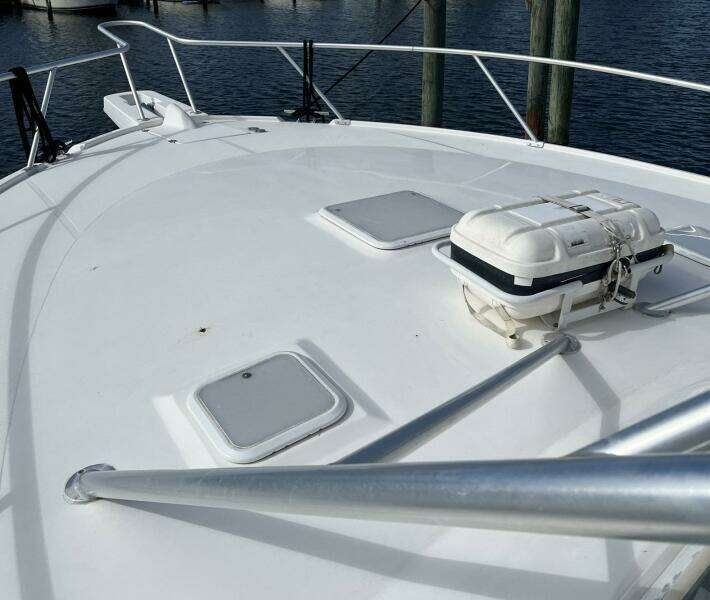 2007 Luhrs 41 Hardtop Express