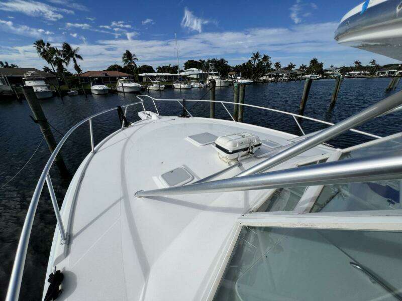 2007 Luhrs 41 Hardtop Express
