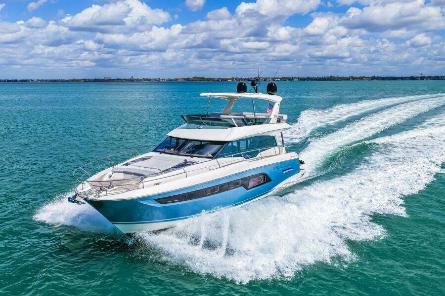 2019 Prestige 630 Flybridge -Profile
