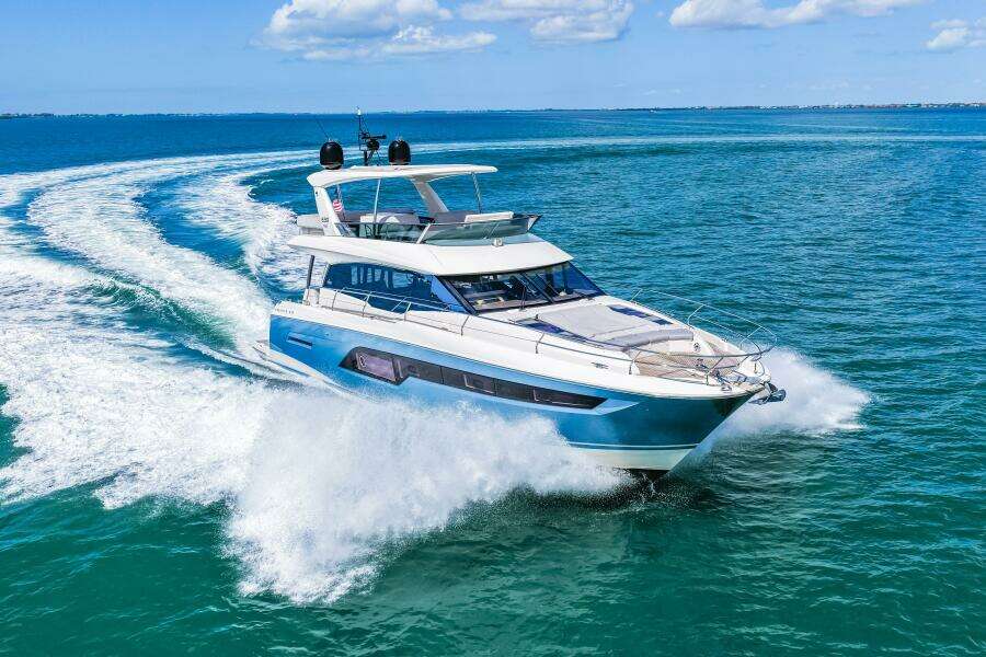2019 Prestige 630 Flybridge -Profile