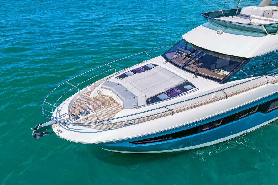 2019 Prestige 630 Flybridge -Profile