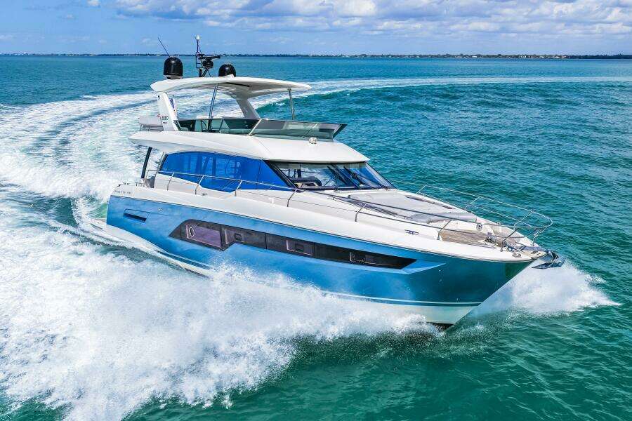 2019 Prestige 630 Flybridge -Profile