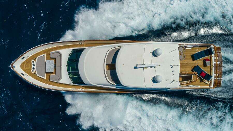 2012 Lazzara Yachts 