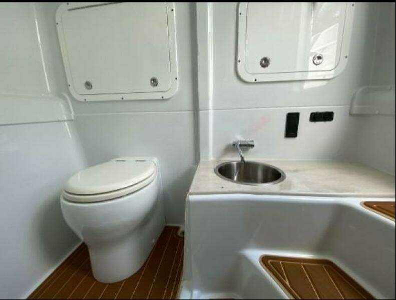 2019 Yellowfin 42 Offshore