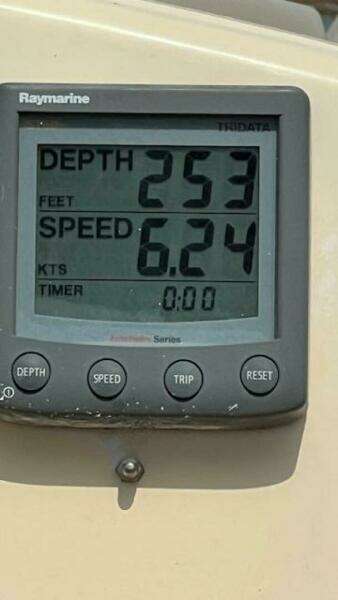 1988 Island Packet 27