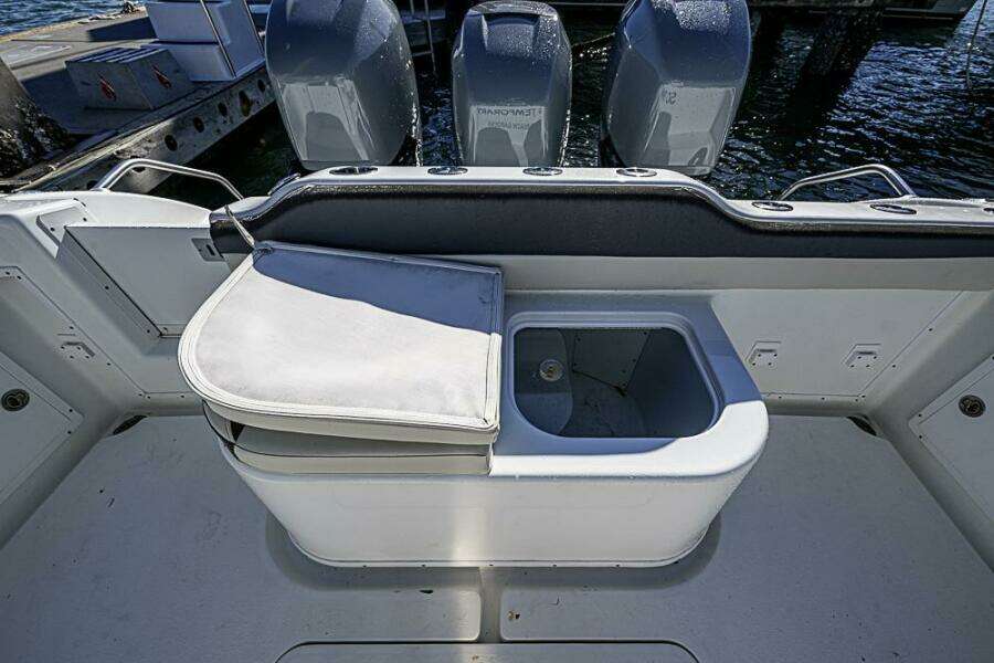 2010 Yellowfin 42 Offshore