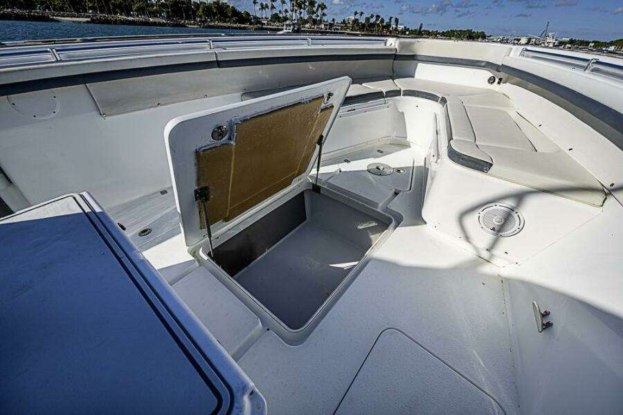 2010 Yellowfin 42 Offshore