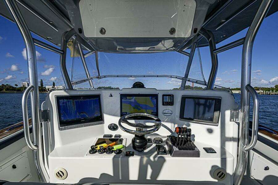2010 Yellowfin 42 Offshore