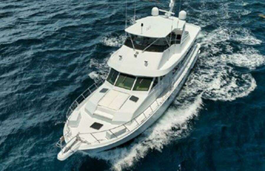 1998 Hatteras 74 Cockpit Motoryacht