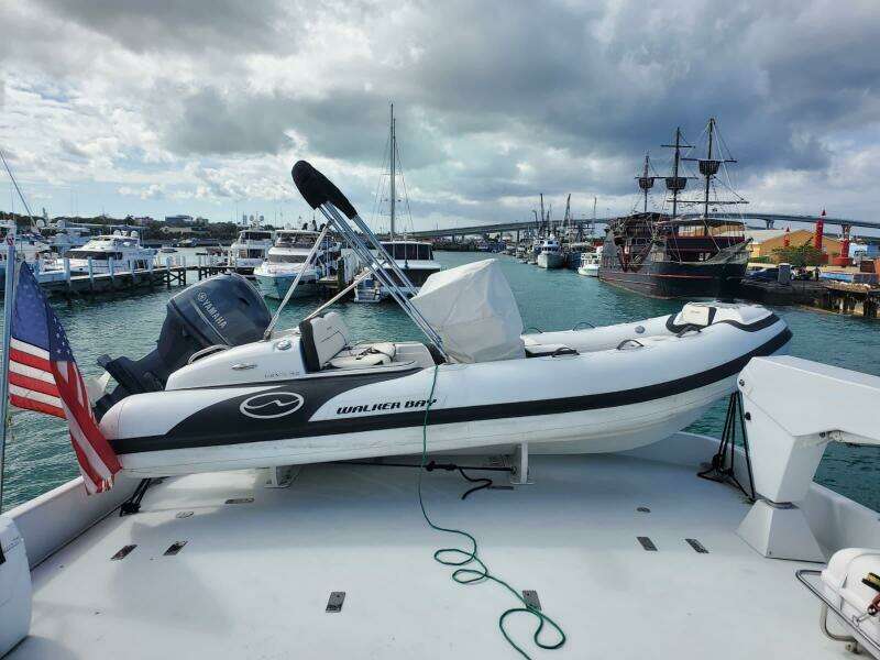 2000 Hatteras 75 Sport Deck