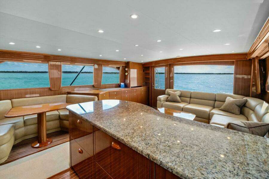 2008 Viking 64 Convertible 20%