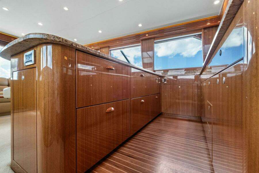 2008 Viking 64 Convertible