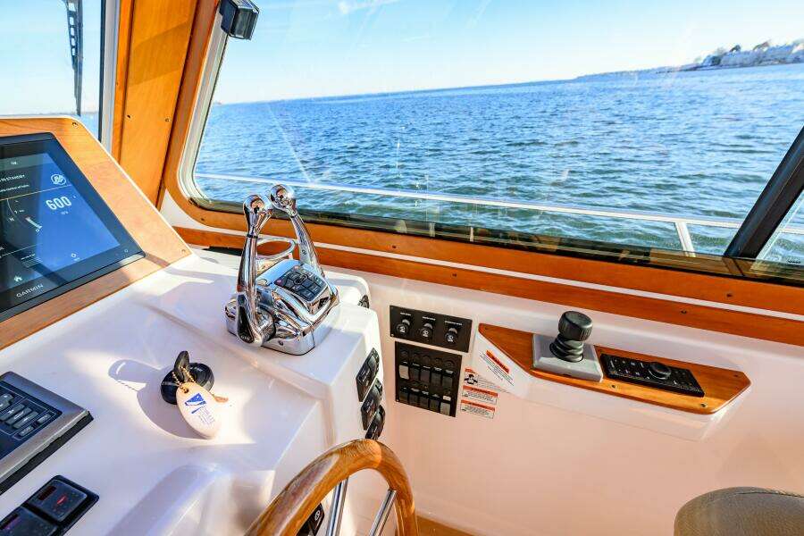 2009 Sabre 42 Hard Top Express