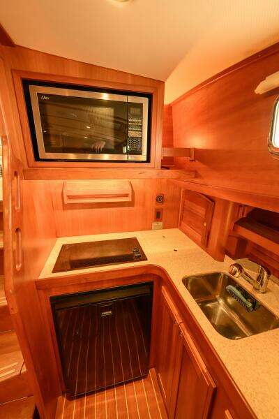 2009 Sabre 42 Hard Top Express