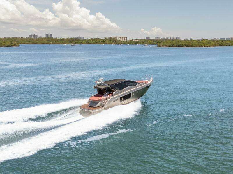 2022 Cranchi M 44 HT