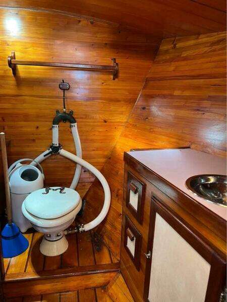 1993 Custom Baraka 46