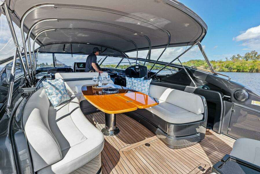 2015 Riva 63 Virtus