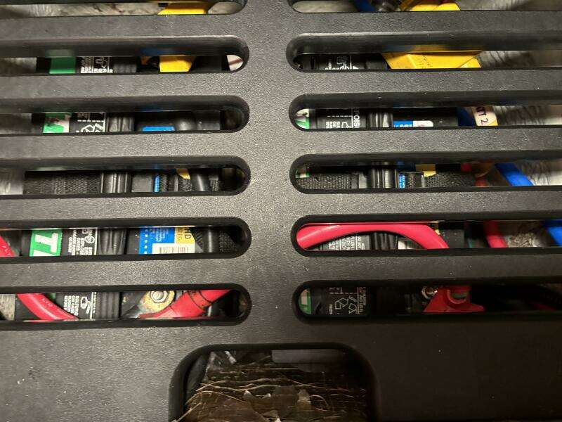 2004 Mainship Pilot 30 Rum Runner II