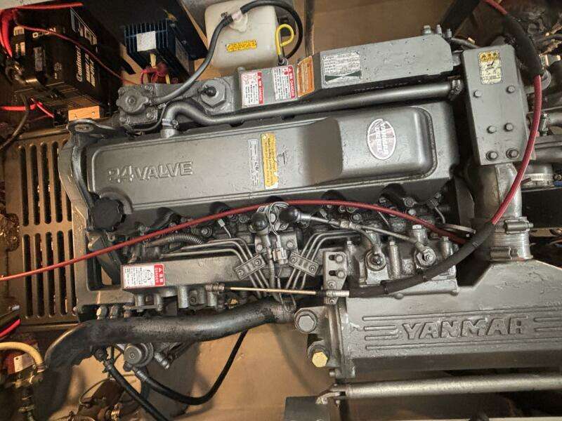 2004 Mainship Pilot 30 Rum Runner II