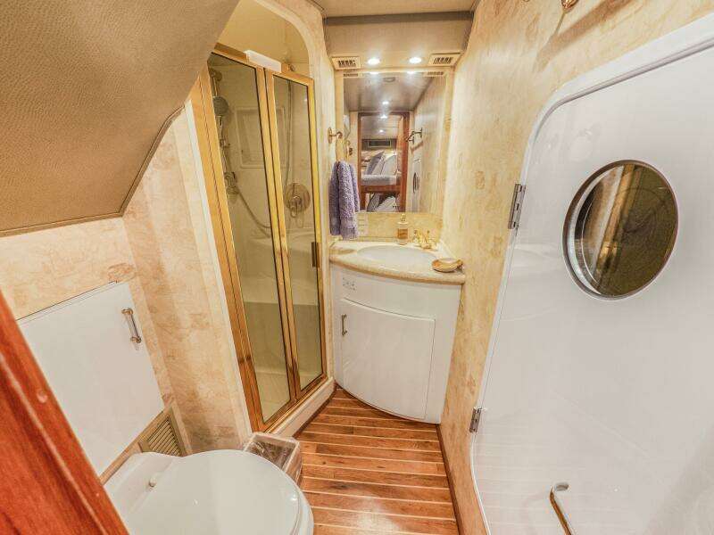 2003 Viking 65 EB - BELLA BETTY