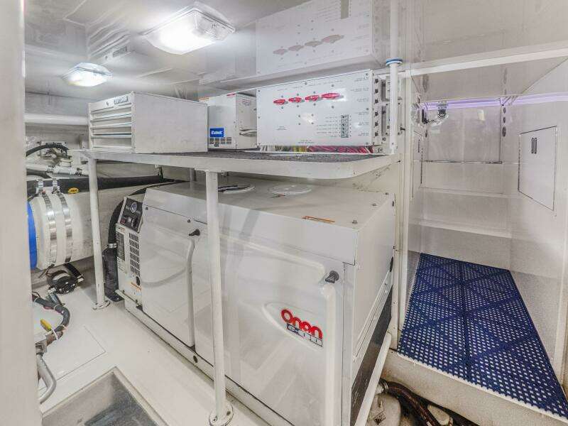 2003 Viking 65 Enclosed Bridge