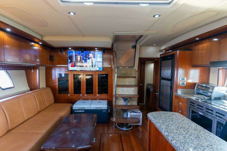 2005 Sea Ray 48 Sundancer