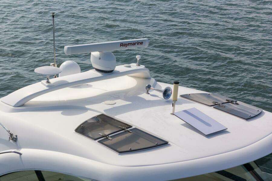 2005 Sea Ray 48 Sundancer