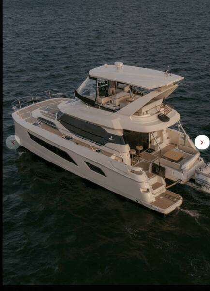 2018 Aquila 44 Yacht