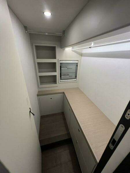 2023 Absolute 48 Navetta