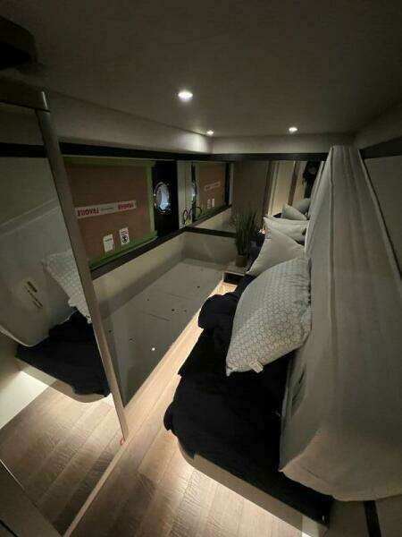 2023 Absolute 48 Navetta