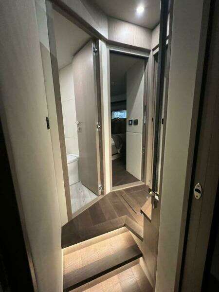 2023 Absolute 48 Navetta