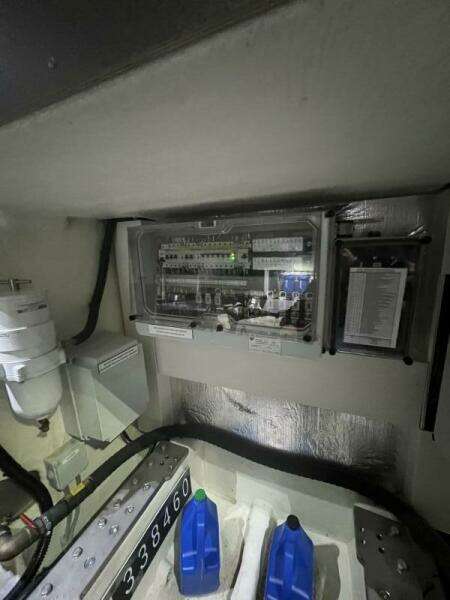 2023 Absolute 48 Navetta