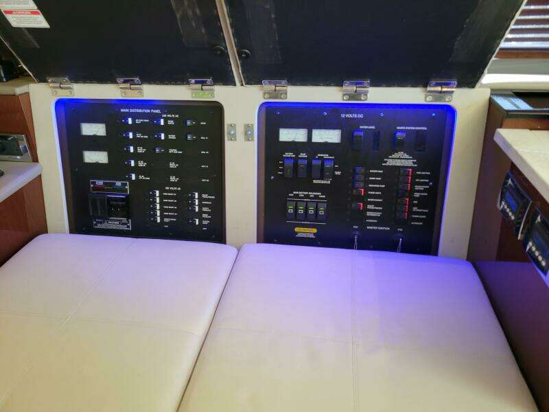 2017 Sea Ray Sundancer 460