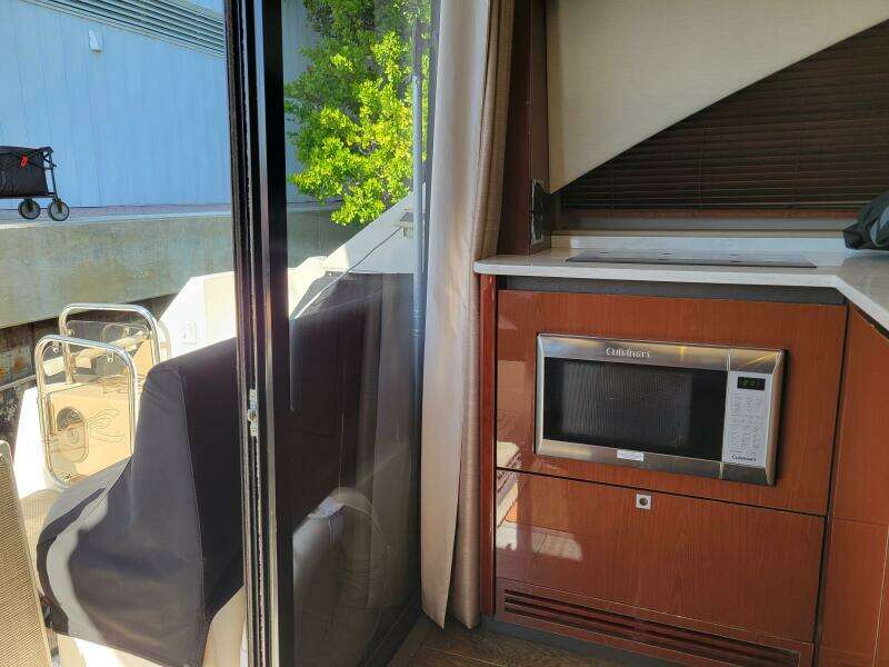 2017 Sea Ray Sundancer 460