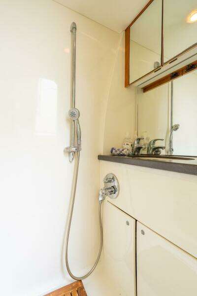 2008 Sunseeker Manhattan 70