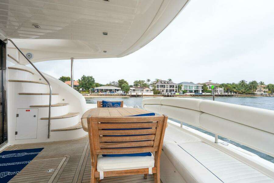 2008 Sunseeker Manhattan 70