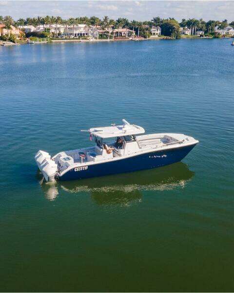 2025 Costa Custom 