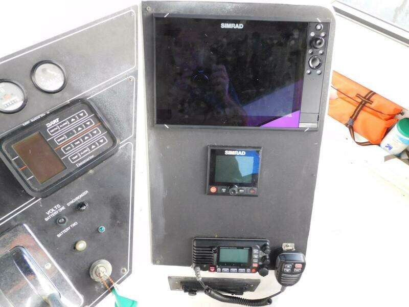 1993 Carver 445 Aft Cabin Motor Yacht