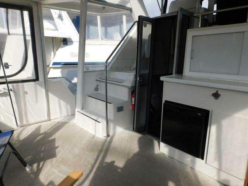 1993 Carver 445 Aft Cabin Motor Yacht