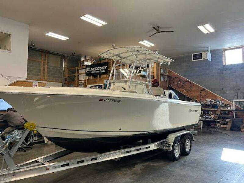2023 Sailfish 220 CC