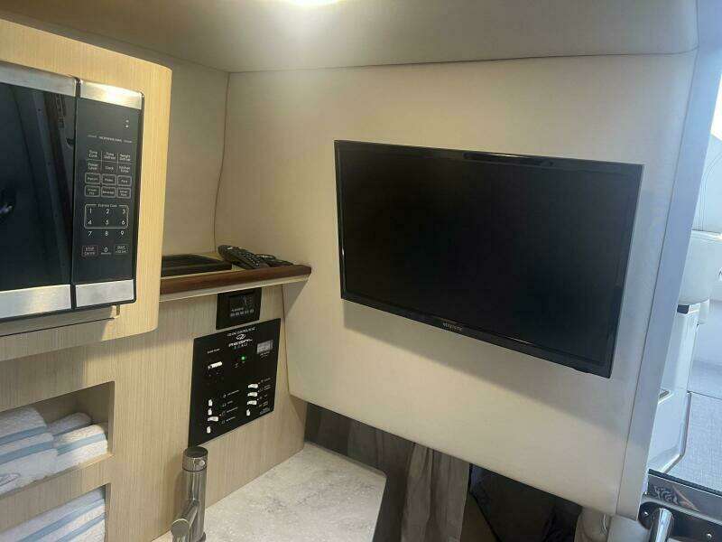 2024 Regal 26 Express